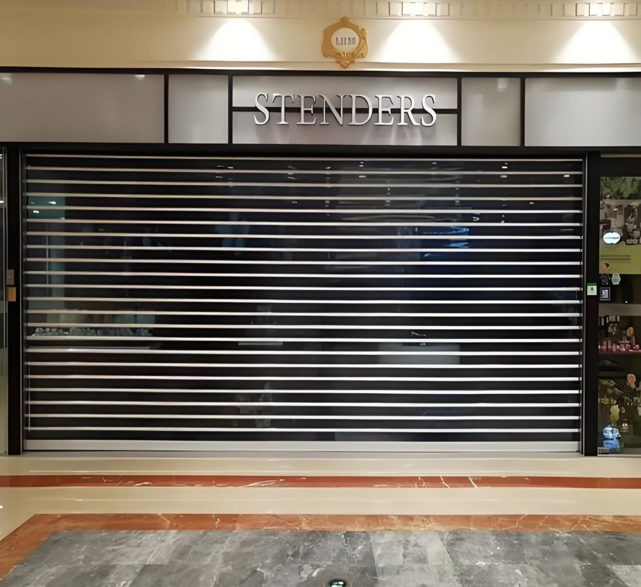 Aluminium Polycarbonate Rolling Shutter - Ram Krishan Industries